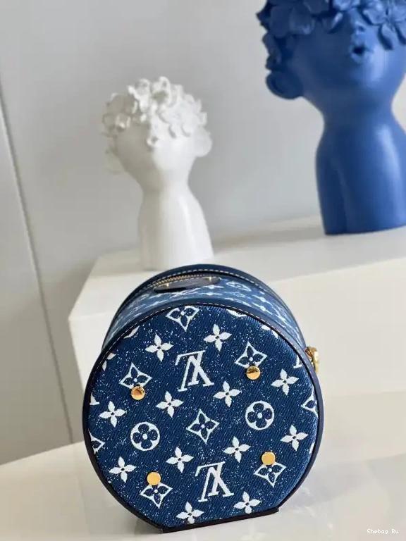 CANNES LOUIS VUITTON 0703